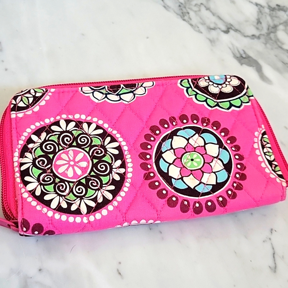 VERA BRADLEY  pink floral large wallet
